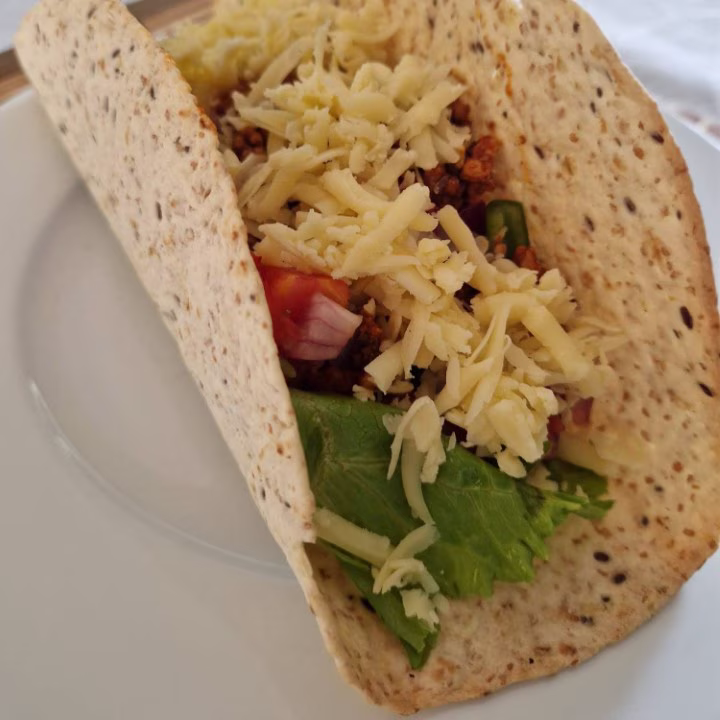 Tacos z Wołowiną, Salsą z Awokado i Cheddarem